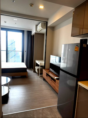 Condos for rent : 1 bedroom 1 bathroom  28 sqm 38th floor ABuilding  Fully furnished and electrical appliances 1 year contract 18,000 per month 