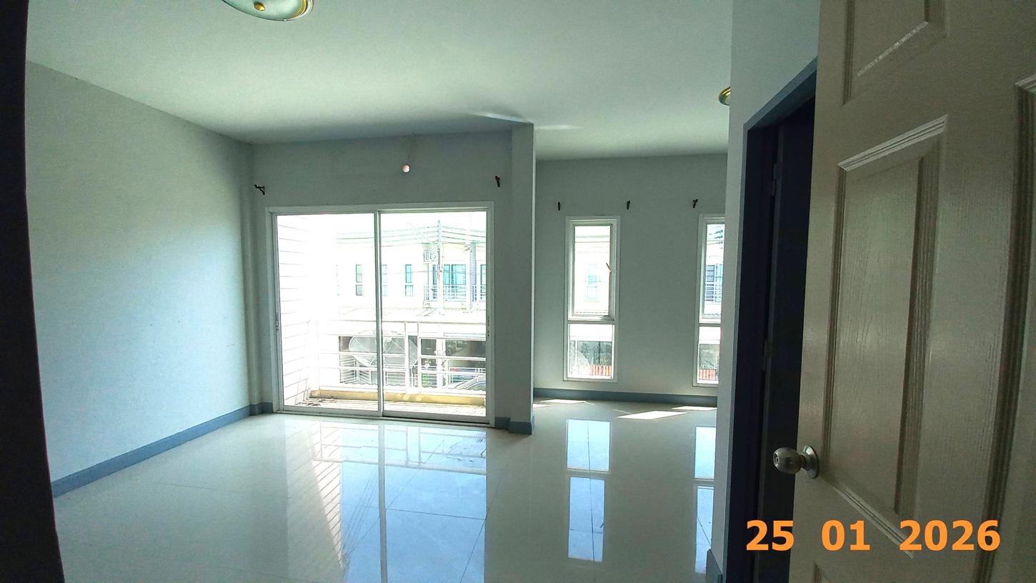picture TOWN HOUSE 22 Sq.w. Si Racha Chonburi for 1.8M - 18/26