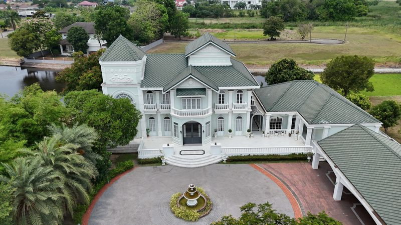รูป 💚💚ขายบ้านหรู คฤหาสน์ยุโรป บนที่ดิน 1 ไร่ 30 ตร.วา   🔖กรุงเทพ คลองสามวา มีนบุรี รามอินทรา - รูปที่ 2/20