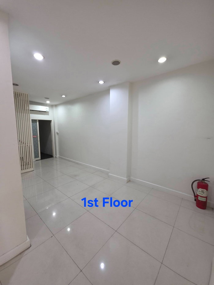 รูป WS7296 🏢 ให้เช่าตึกแถว 2 คูหา ลาดพร้าว 15 ใกล้ MRT เพียง 130 เมตร! เหมาะทำคลินิก หรือ ออฟฟิศ ราคาเช่าเพียง 70,000 บาท/เดือน - รูปที่ 8/27