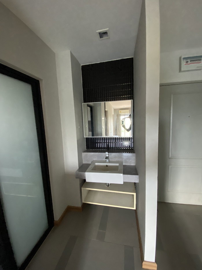 picture CONDO 46.37 Sq.m. Bang Sao Thong Samut Prakarn for 1.9M - 4/20