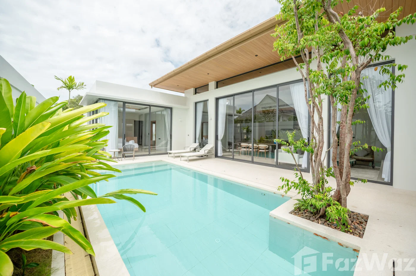 รูป วิลล่าให้เช่า 4 ห้องนอน ในโครงการ โมอานา เรสซิเดนซ์ สองคุณ ฉลอง 6206335 - รูปที่ 1/46