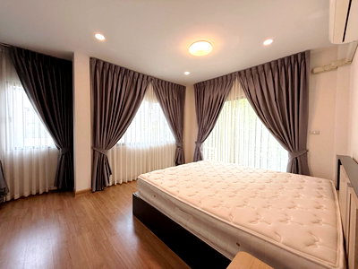 เช่าบ้านเดี่ยว โรงเรียนนานาชาติร่วมฤดี วิทยาเขตอนุบาล : 🏠 ให้เช่าบ้าน : The City Ramintra (เดอะ ซิตี้ รามอินทรา)   รหัสทรัพย์ | 📌LNP-H986
