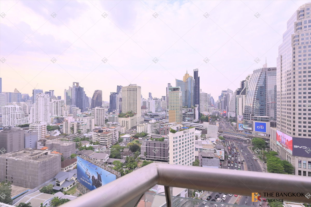 รูป  Spacious Unit at The Lakes 💎 Luxury high-floor unit with stunning views 🌃🏞️  - รูปที่ 5/11