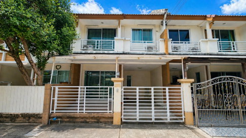 [ขายด่วน] ทาวน์โฮม Q House พระราม 2 ซอย 50 — ต่ำกว่า 3 ล้าน! ทำเลดีที่สุดในย่าน แบรนด์ดัง เพื่อนบ้านดี