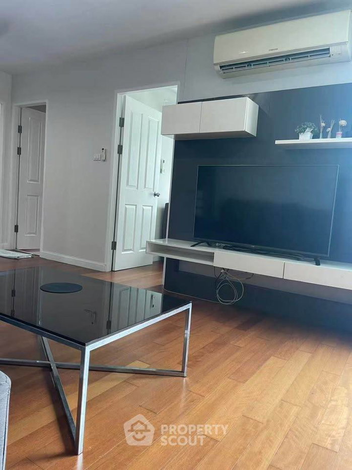 picture 2-BR Condo at Belle Grand Rama 9 near MRT Phra Ram 9 (ID 2827595) - 2/6
