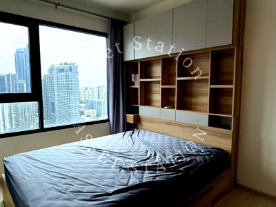ขายคอนโด : 🏢SELL🏢คอนโด Life Asoke ชั้นสูงวิวเมือง ห้องพร้อมเฟอร์ ลงทุนก็คุ้ม อยู่เองสบาย💎