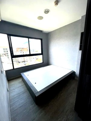 Condos for sale : AZA_094 FOR SALE  Villa Lasalle ( BTS Bearing ) 064 665 4666