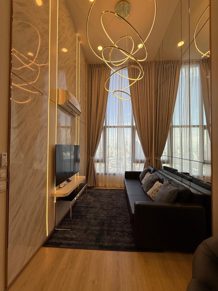 รูป Condo ย่านพระราม 4 เชื่อมอโศก | ห้องใหม่ | ชั้นสูง | วิวสูง | เงียบสงบ - รูปที่ 1/8