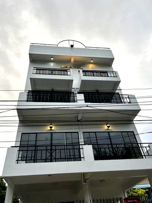 เช่าอาคารพาณิชย์ ถนนสุขุมวิท : HR3433ให้เช่า Home Office ขนาดใหญ่ 600 ตรม. ติดทางด่วนสุขุมวิท 62 | ใกล้ BTS บางจาก 500 ม.ติดทางลงทางด่วน 2 เส้นทาง เหมาะทำออฟฟิศหรือที่อยู่อาศัย