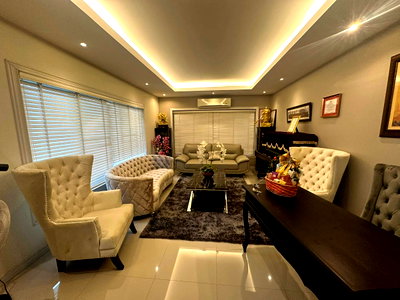 Houses for sale ChiangMai Provincial Court : For Sale: Riverside Luxury Villa | Mae Rim, Chiang Mai. 2-story detached house, 300 sq.wa., 6 bedrooms.