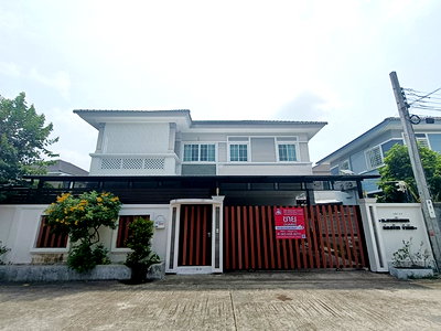 Houses for rent Thonburi Vocational College : Two-story detached house for rent, 22,000 THB/month, Soi Suan Sarang, Bang Chuek Nang 9. Complete furniture, Minimum 6-month lease.