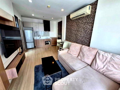 คอนโดให้เช่า : คอนโด 1-ห้องนอน ที่ ริธึ่ม สาทร ใกล้ BTS สะพานตากสิน (ID 2833240)