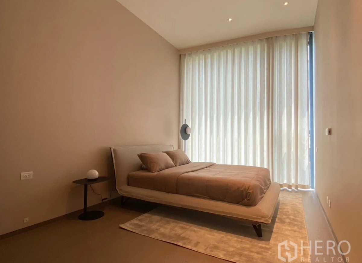 รูป For rent 2 Bedroom Condominium in SCOPE Langsuan in Lumphini, Pathum Wan, Bangkok HRE00669 - รูปที่ 4/8
