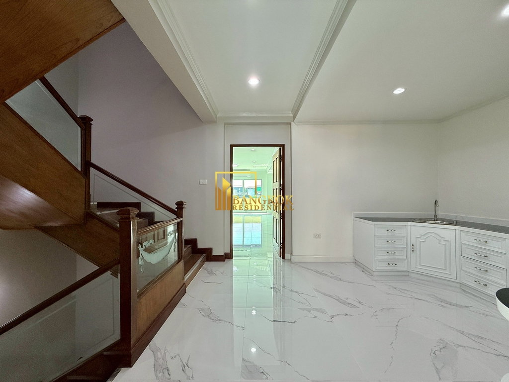 รูป Yenakart Residence | Renovated 5 Bedroom Townhouse For Rent - BR28337SH - รูปที่ 40/57