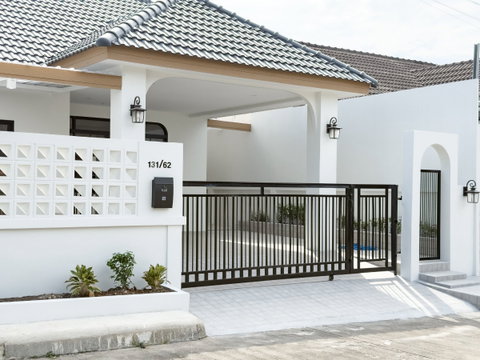🌿  4.99 ล้าน ได้บ้านรีโนเวทใหม่ 3 ห้องนอน ใกล้เมือง พร้อมของแถมครบ !  🏡✨
