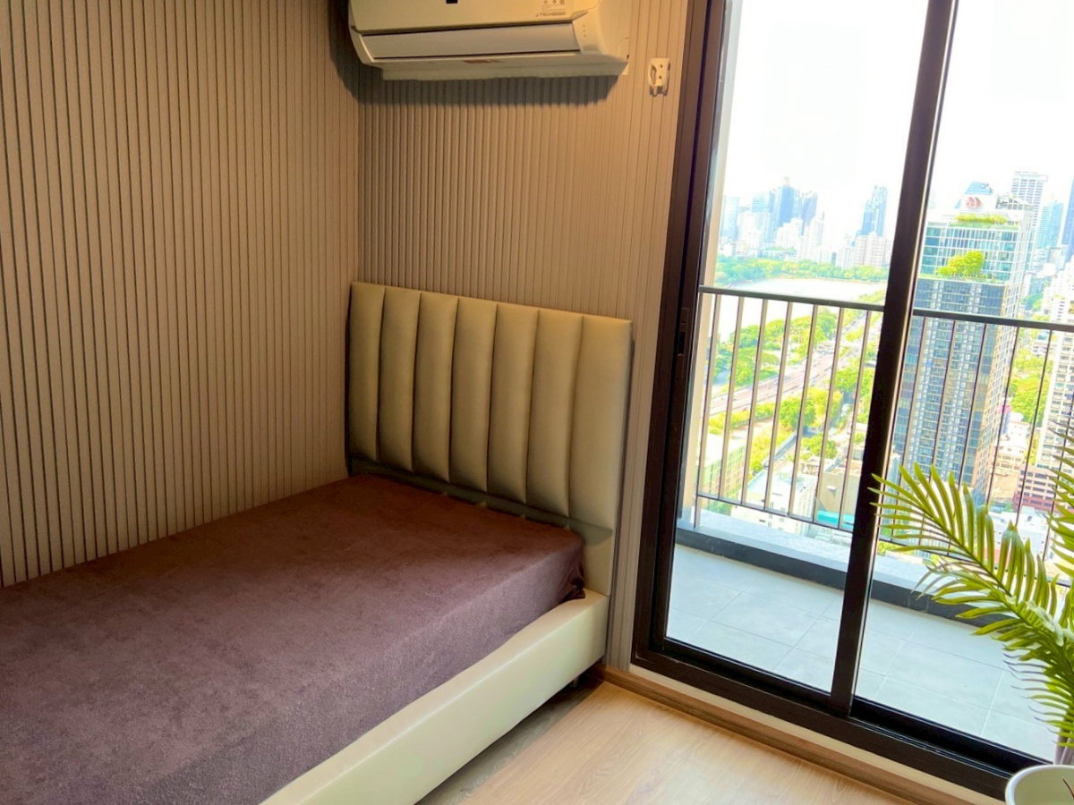 รูป Condo ย่านพระราม 4 เชื่อมอโศก | ห้องใหม่ | ชั้นสูง | วิวสูง | เงียบสงบ - รูปที่ 22/28
