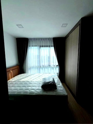 Condos for rent : The 1 Plus Grand Huamark Phase 5 | Corner Unit | Pool View | 6-Month Contract OK