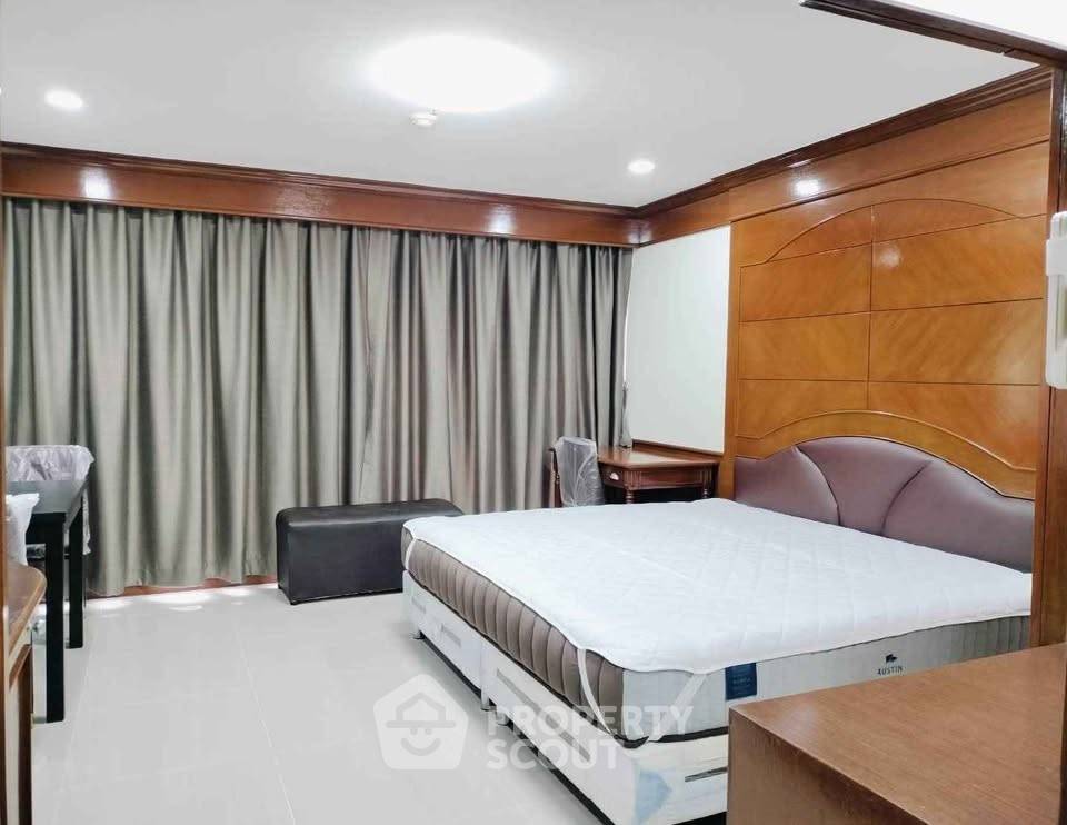 รูป คอนโด สตูดิโอ ที่ สุขุมวิท สวีท คอนโดมิเนียม ใกล้ BTS นานา (ID 2791942) - รูปที่ 2/8
