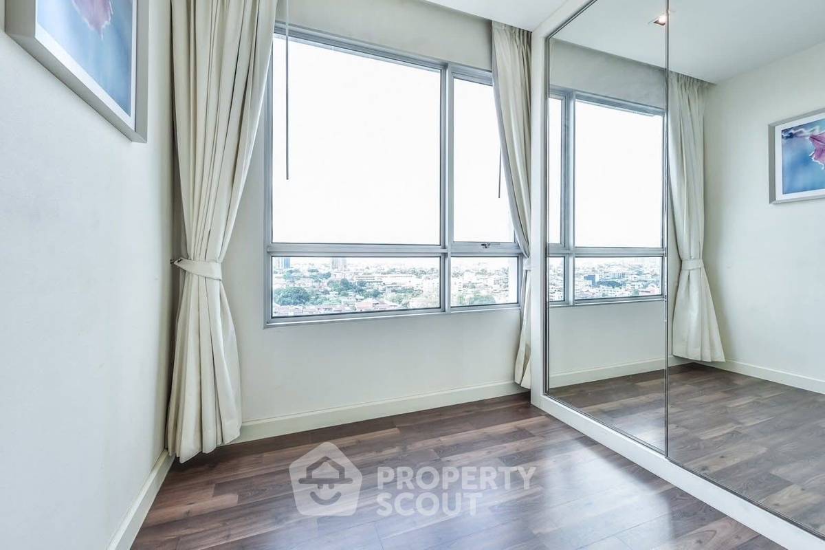 รูป คอนโด 2-ห้องนอน ที่ เดอะ รูม สาทร-ตากสิน ใกล้ BTS โพธิ์นิมิตร (ID 2834064) - รูปที่ 9/16