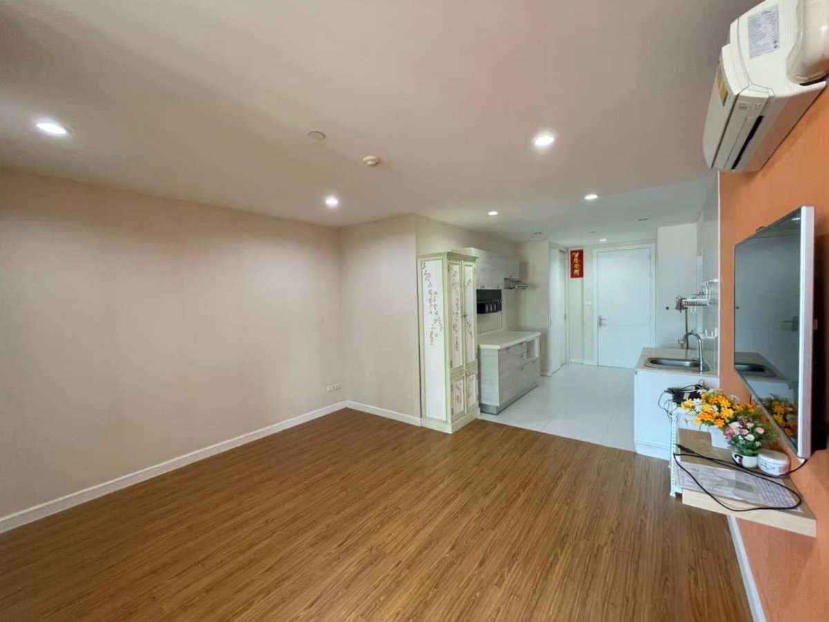 รูป Chamchuri Square Residence【𝐒𝐄𝐋𝐋 & 𝐑𝐄𝐍𝐓】🔥 ห้องกว้าง ทำเลดี แต่งได้ตามใจ! ให้คุณมีพื้นที่ใช้ชีวิตแบบไม่อึดอัด 🔥 ติดต่อไลน์ไอดี: @hacondo - รูปที่ 8/10