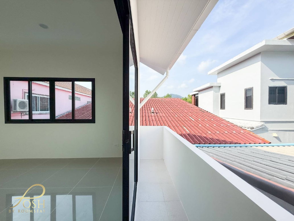 รูป บ้านเดี่ยวสองชั้น โซนกะทู้ ทำเลดี รีโนเวทใหม่ ฟังก์ชันครบ พื้นที่ใช้สอยกว่า 200 ตร.ม.  - รูปที่ 29/30