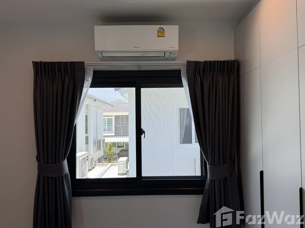 picture 4-Bedroom House for Rent 6216672 - 50/55