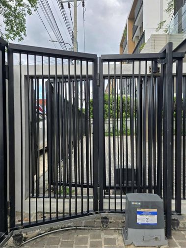 ให้เช่าโฮมออฟฟิศ 5 ห้องนอน 450 ตร.ม. 57 ตร.ว. ดิ เอเลเมนท์ พระราม 9