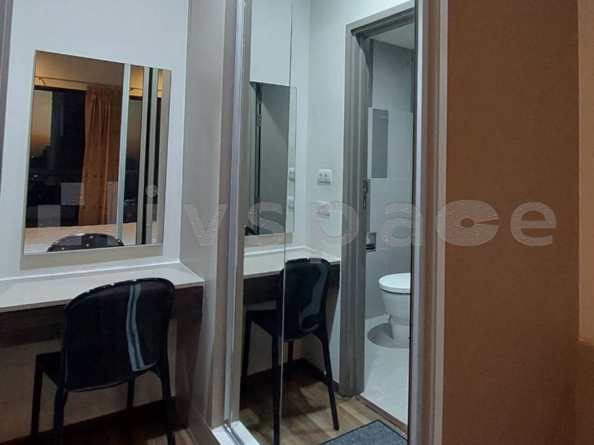 รูป ▚ LI186ツ ให้เช่า: Teal Sathorn-Taksin 1 ห้องนอน 34.63sqm. ✨ ห้องสวย เฟอร์ครบ เจ้าของใจดี! ทำเลใกล้สาทร ราคาดีมาก 🏙️ - รูปที่ 5/7