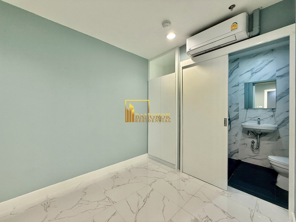 รูป Baan Suanpetch | Renovated 3 Bedroom Condo in Phrom Phong - BR16097CD - รูปที่ 20/34