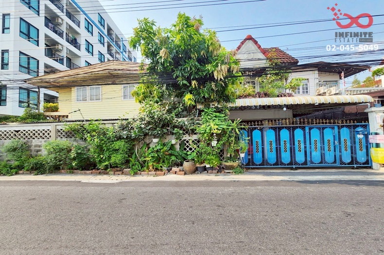 รูป ขายที่ดินพร้อมบ้าน 2ชั้น ซอยลาดพร้าว 48 สุทธิสาร - ห้วยขวาง ใกล้รถไฟฟ้า - รูปที่ 3/6