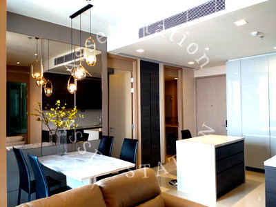 Condos for rent : 🏙️Luxury condo for rent at THE ESSE Asoke, high floor, spacious 2-bedroom unit with furniture. Ready to move in.💎