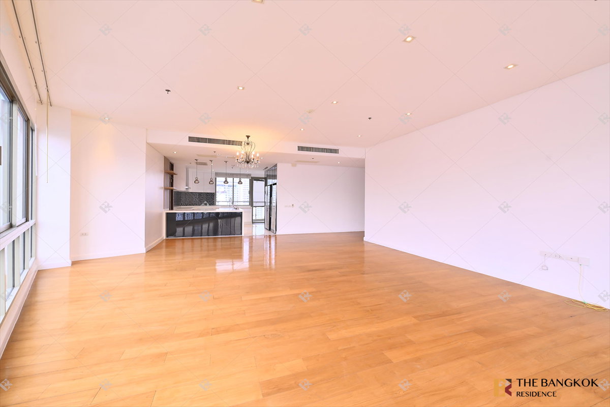 รูป  Spacious Unit at The Lakes 💎 Luxury high-floor unit with stunning views 🌃🏞️  - รูปที่ 6/11