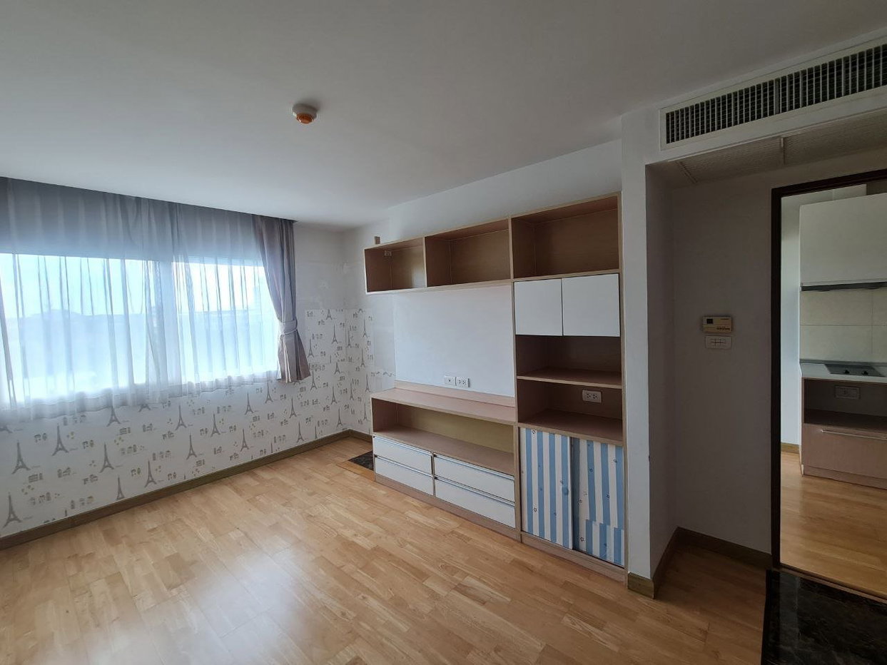 picture CONDO 34.25 Sq.m. Phra Khanong Bangkok for 2.9M - 6/13