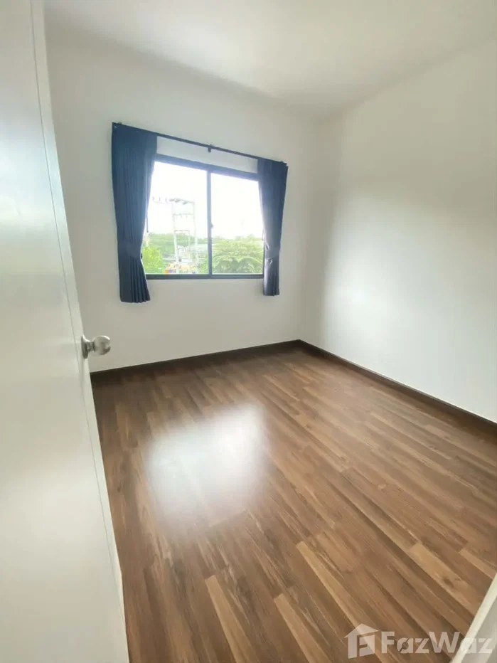 รูป 4bedrooms Townhouse Pruksa Ville Chaofa-Thepanusorn 6213730 - รูปที่ 8/19