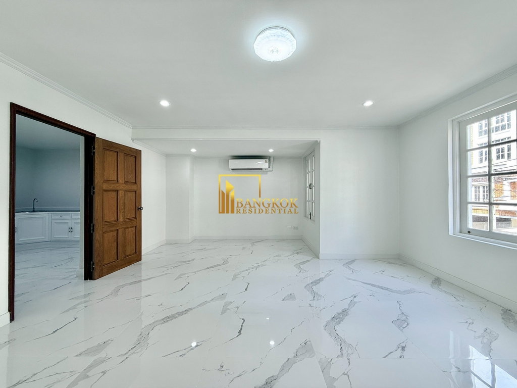 รูป Yenakart Residence | Renovated 5 Bedroom Townhouse For Rent - BR28337SH - รูปที่ 24/57