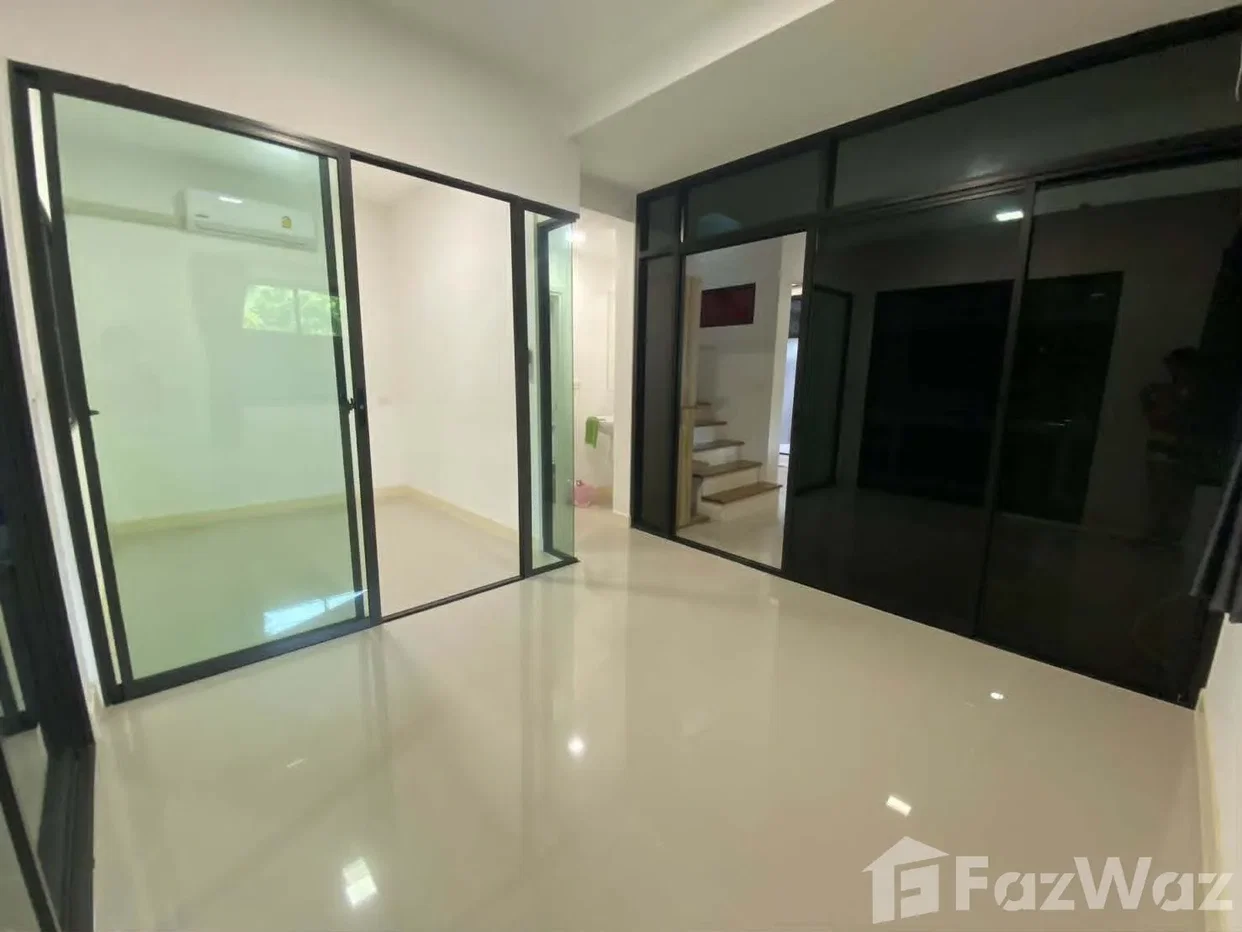 รูป 4bedrooms Townhouse Pruksa Ville Chaofa-Thepanusorn 6213730 - รูปที่ 15/19