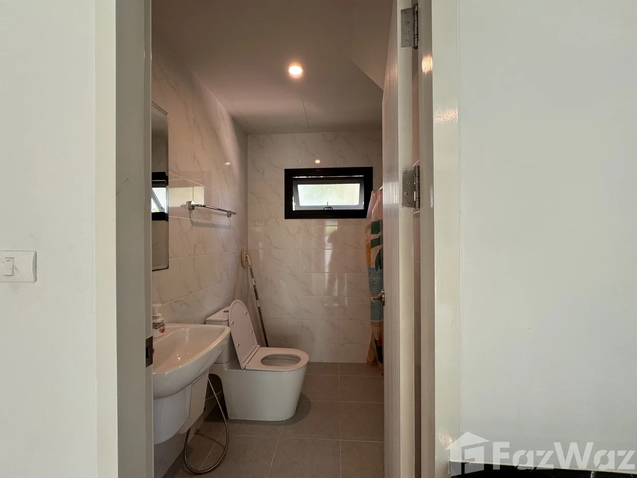 picture 4-Bedroom House for Rent 6216672 - 27/55