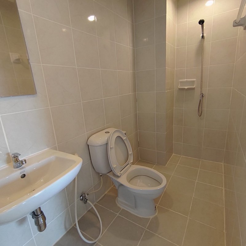picture CONDO 45.75 Sq.m. Bueng Kum Bangkok for 1.9M - 3/13