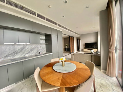 For Sale 🟢⚡ The Monument Thonglor, a luxury condo with tenant. Line ID: @519honhd Code: CV47
