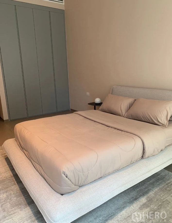 รูป For rent 2 Bedroom Condominium in SCOPE Langsuan in Lumphini, Pathum Wan, Bangkok HRE00669 - รูปที่ 7/8