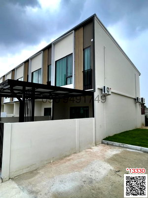 Townhouses for rent Mega Bangna : For rent: 2-story townhome, 2 bedrooms, Altitude Kraf Bangna, near MEGA Bangna.