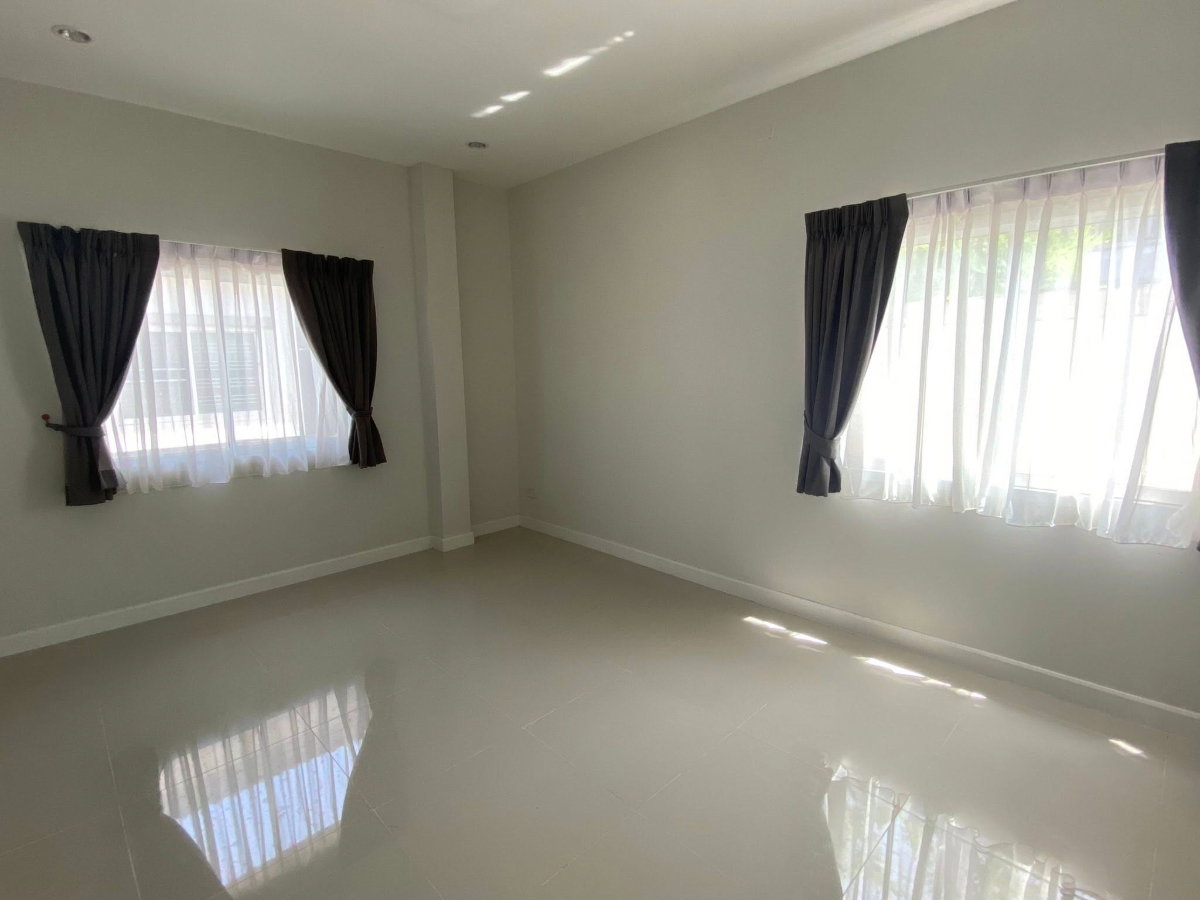 รูป ขายบ้านเดี่ยว 2.60ล้าน พื้นที่63.9ตรว 3ห้องนอน 2ห้องน้ำ ต.น้ำคอก ไกล้เซ็นทรัลระยอง 5กม - รูปที่ 9/19