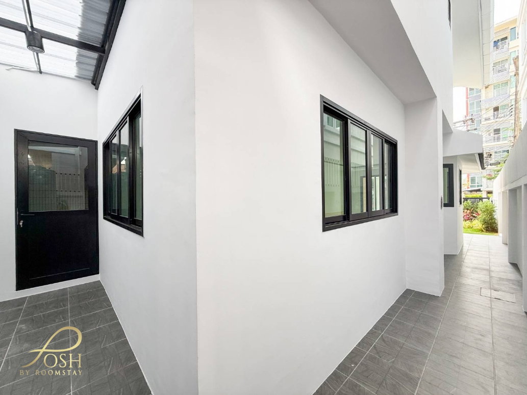 รูป บ้านเดี่ยวสองชั้น โซนกะทู้ ทำเลดี รีโนเวทใหม่ ฟังก์ชันครบ พื้นที่ใช้สอยกว่า 200 ตร.ม.  - รูปที่ 19/30