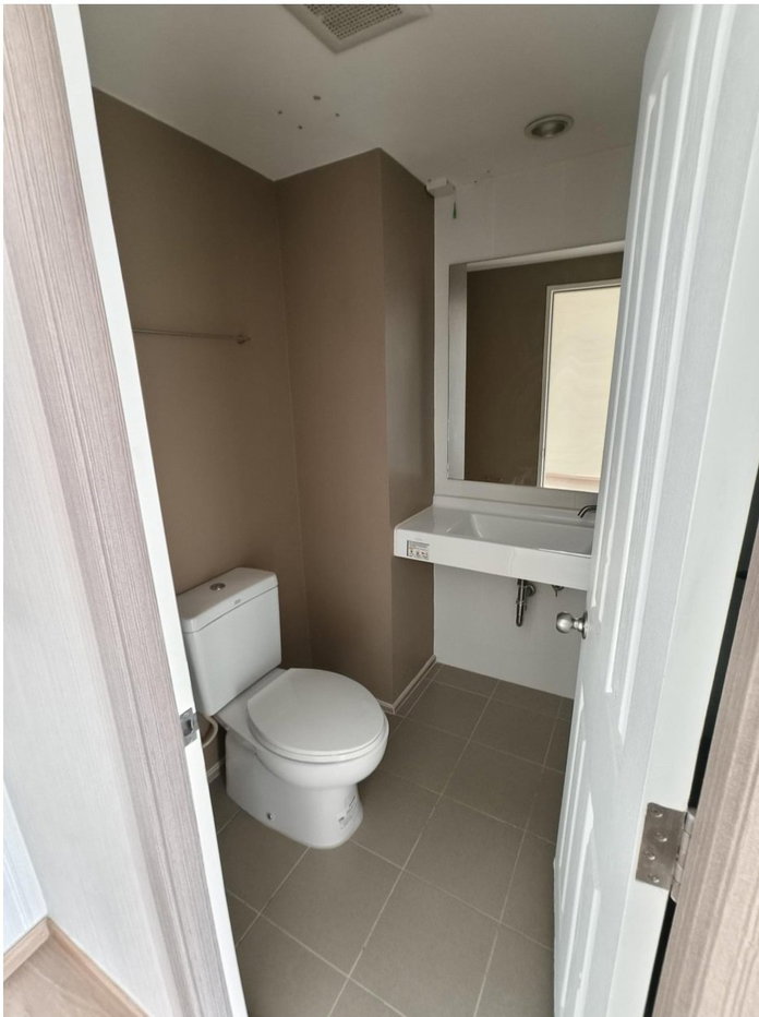 picture CONDO 30.21 Sq.m. Thon Buri Bangkok for 2.5M - 10/19