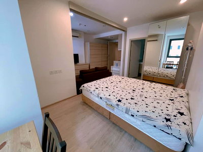 Condos for rent : Ideo Q Chula Samyan【𝐒𝐄𝐋𝐋 & 𝐑𝐄𝐍𝐓】🔥 Modern, premium-looking rooms with complete built-in furniture and full fur.🔥 Contact Line ID: @hacondo