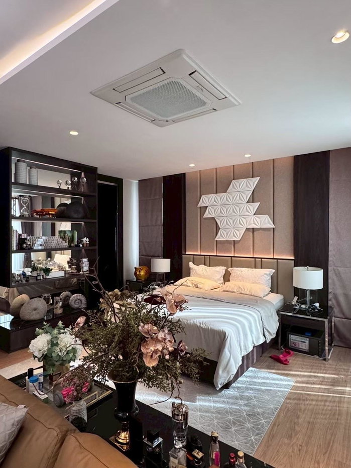 รูป 🏙️ ขายบ้านเดี่ยวหรู - ตกแต่งสไตล์ Modern Luxury Tropical ดีไซน์ทันสมัย  ผสานความหรูหรา บรรยากาศโปร่ง โล่ง สบาย REF. 014HSK - รูปที่ 9/28