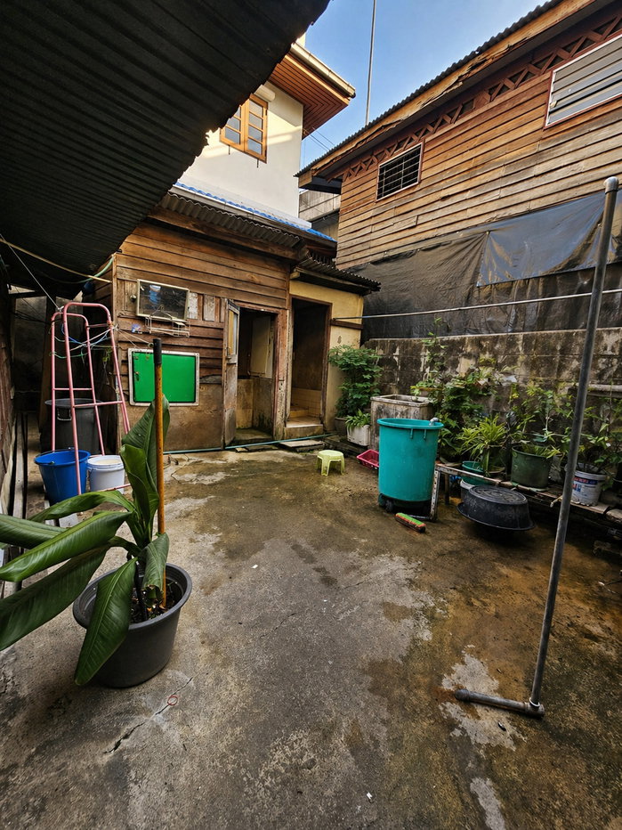 รูป ขายบ้านพร้อมที่ดิน 63 ตร.ว. แปลงศักยภาพ ใกล้อนุสาวรีย์ชัย เชื่อมต่อทุกการเดินทาง ทำเลทองของนักลงทุน - รูปที่ 3/10