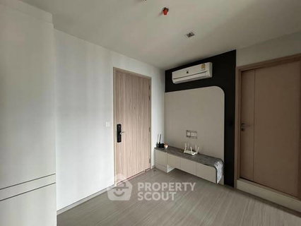 High-Floor 1-BR 32 Sqm Life Sathorn Sierra, 400m to BTS Talat Phlu (ID 2833976)