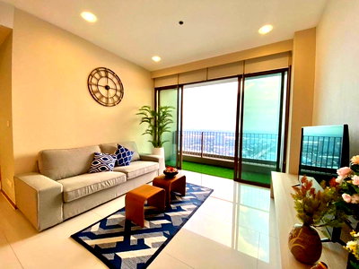 Condos for sale BTS Phrom Phong : Emporio Place 1 bedroom, for sale